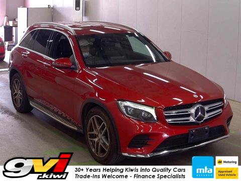 2016 Mercedes Benz GLC 250 - Thumbnail