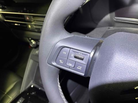 2022 Citroen e-C4 Shine Plus Electric - Thumbnail