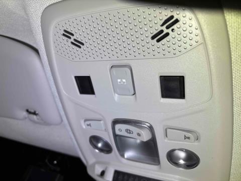 2022 Citroen e-C4 Shine Plus Electric - Thumbnail