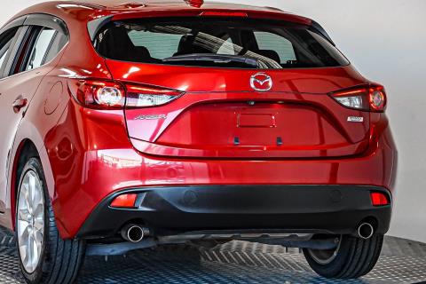 2014 Mazda Axela 20S / 3 Sport - Thumbnail