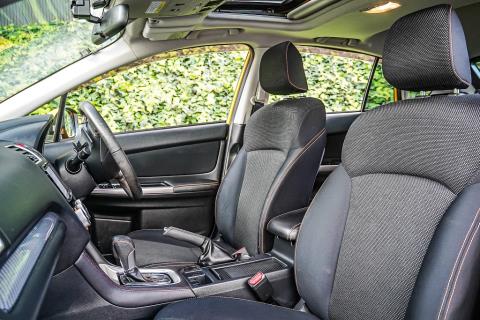 2014 Subaru XV 2.0i-L Popstar - Thumbnail
