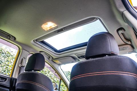 2014 Subaru XV 2.0i-L Popstar - Thumbnail