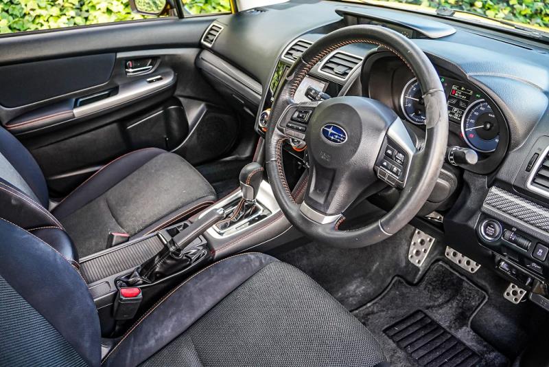 2014 Subaru XV 2.0i-L Popstar