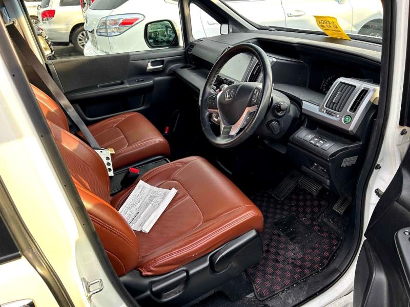 2014 Honda Step Wagon