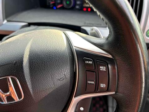 2014 Honda Step Wagon - Thumbnail