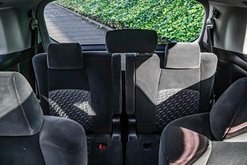 2016 Toyota Vellfire 2.5Z / Alphard