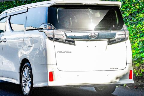 2016 Toyota Vellfire 2.5Z / Alphard - Thumbnail