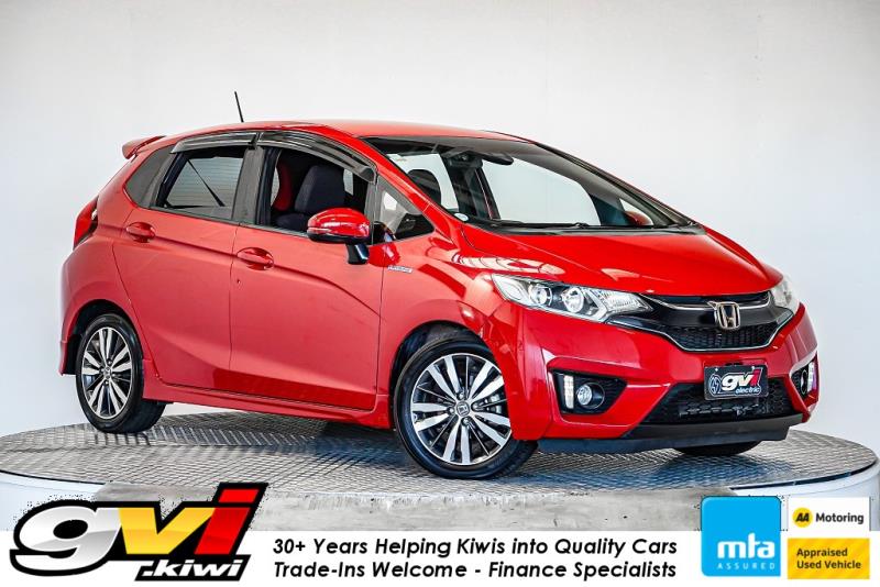 2015 Honda Fit S Hybrid / Jazz RS