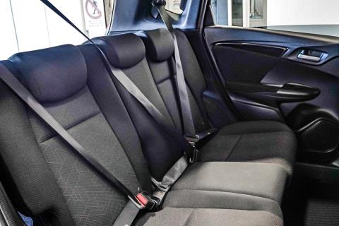 2015 Honda Fit S Hybrid / Jazz RS - Thumbnail