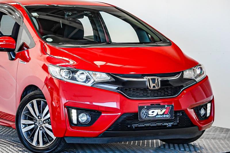 2015 Honda Fit S Hybrid / Jazz RS