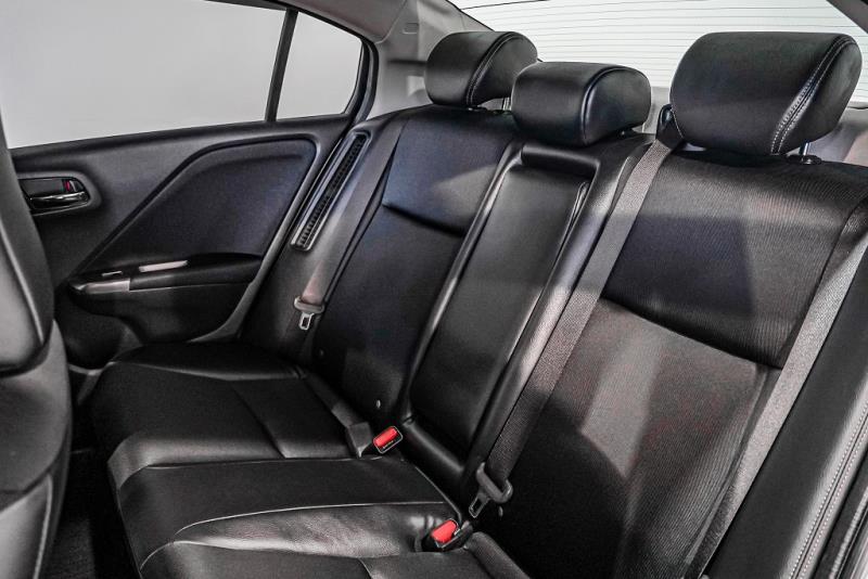 2015 Honda Grace Hybrid EX / City