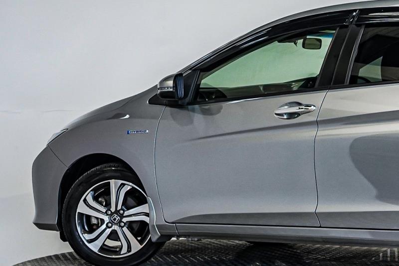 2015 Honda Grace Hybrid EX / City
