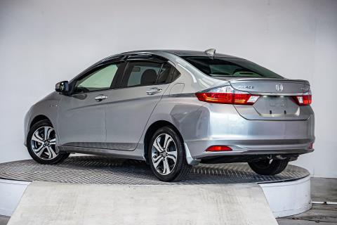 2015 Honda Grace Hybrid EX / City - Thumbnail