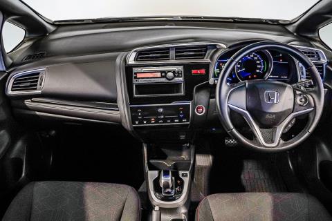 2014 Honda Fit S / Jazz Hybrid RS - Thumbnail