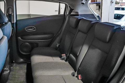 2014 Honda Vezel X Hybrid / HR-V - Thumbnail