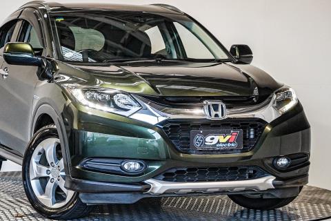 2014 Honda Vezel X Hybrid / HR-V - Thumbnail