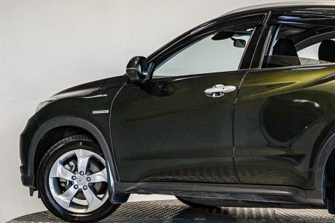 2014 Honda Vezel X Hybrid / HR-V - Thumbnail