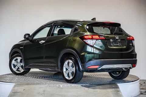 2014 Honda Vezel X Hybrid / HR-V - Thumbnail