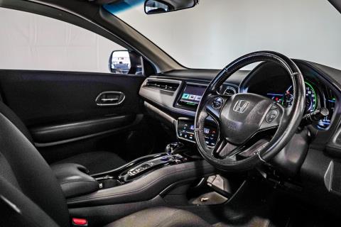 2014 Honda Vezel X Hybrid / HR-V - Thumbnail