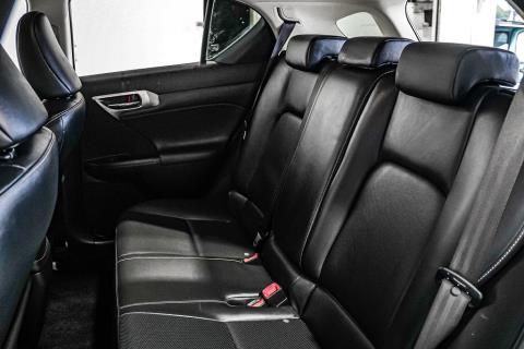 2014 Lexus CT 200h - Thumbnail