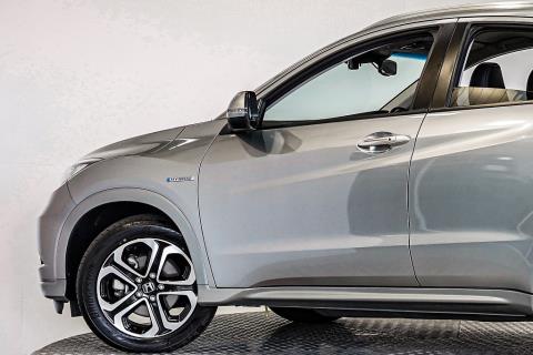 2014 Honda Vezel Z / HR-V Hybrid - Thumbnail