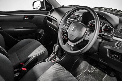 2014 Suzuki Swift RS - Thumbnail