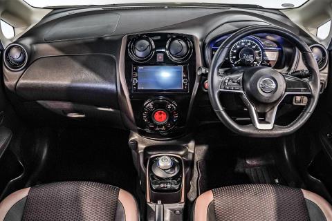 2017 Nissan Note e-Power Medalist - Thumbnail