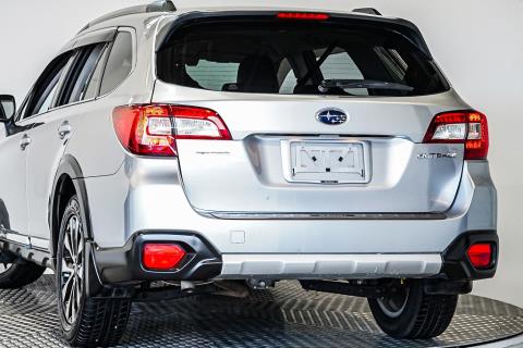 2015 Subaru Outback Limited - Thumbnail