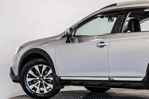 2015 Subaru Outback Limited - Thumbnail