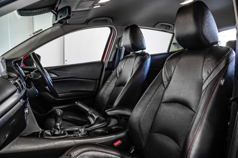2014 Mazda Axela 20S / 3 Sport - Thumbnail