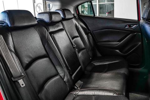 2014 Mazda Axela 20S / 3 Sport - Thumbnail