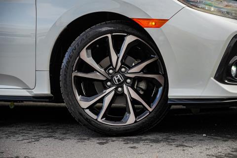 2018 Honda Civic Sport RS - Thumbnail