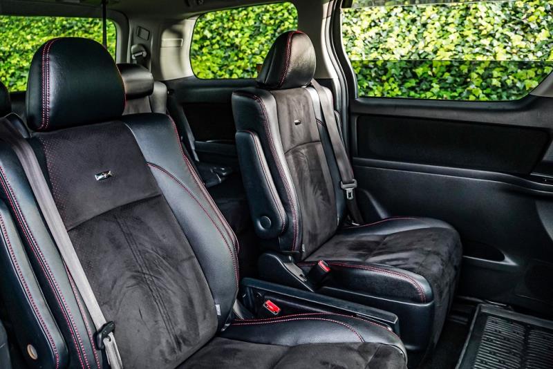 2013 Toyota Vellfire Gs Edition