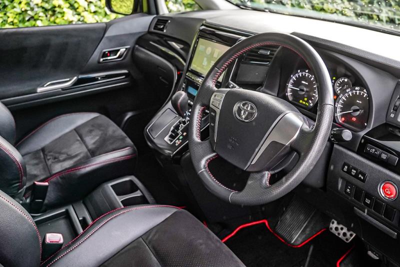 2013 Toyota Vellfire Gs Edition