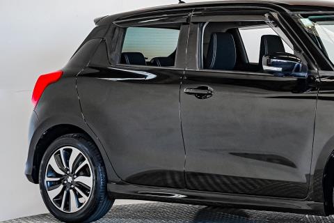 2019 Suzuki Swift XR Limited - Thumbnail