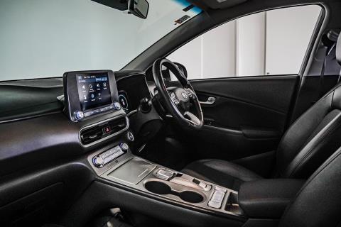 2022 Hyundai Kona EV - Thumbnail