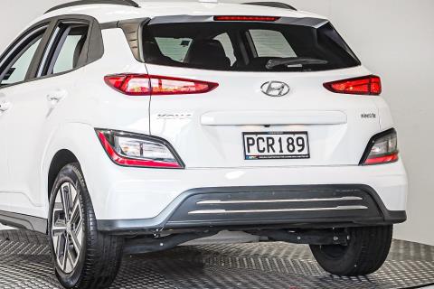 2022 Hyundai Kona EV - Thumbnail