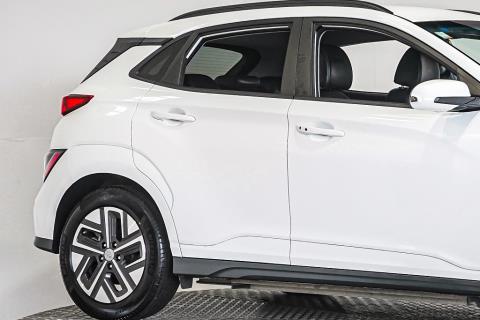 2022 Hyundai Kona EV - Thumbnail