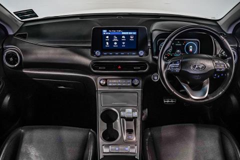 2022 Hyundai Kona EV - Thumbnail