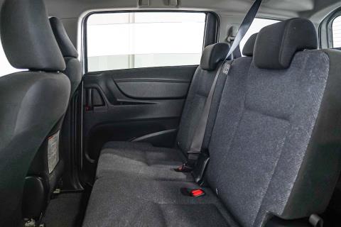 2015 Toyota Sienta G Hybrid - Thumbnail