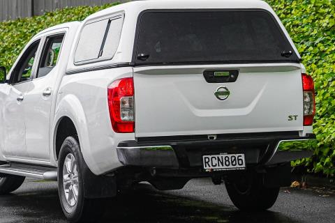 2017 Nissan Navara ST 2WD - Thumbnail