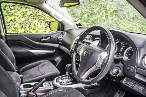 2017 Nissan Navara ST 2WD - Thumbnail