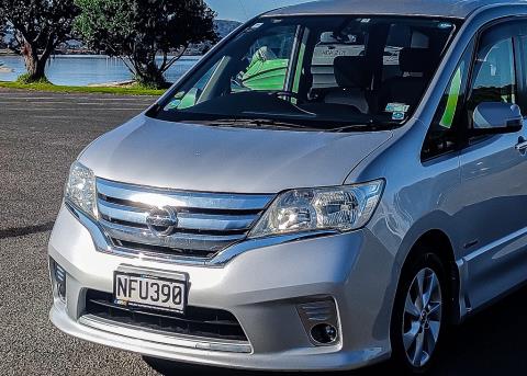 2013 Nissan Serena H-Star Hybrid - Thumbnail