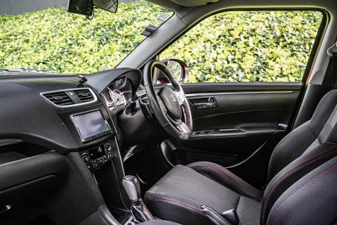 2013 Suzuki Swift Sport - Thumbnail