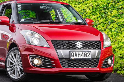 2013 Suzuki Swift Sport - Thumbnail