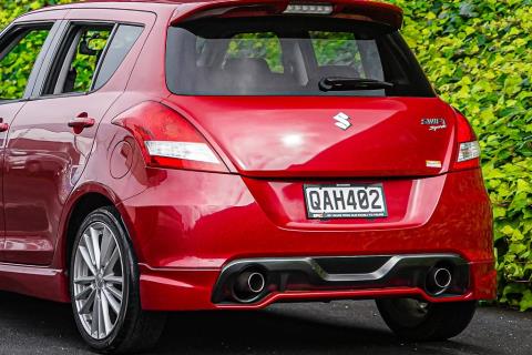 2013 Suzuki Swift Sport - Thumbnail