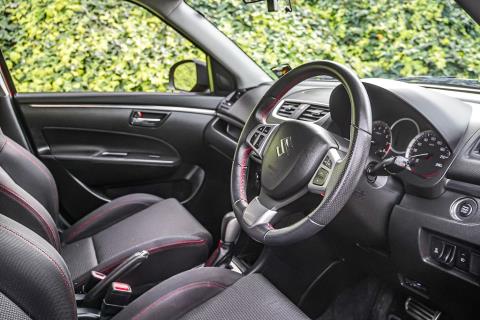 2013 Suzuki Swift Sport - Thumbnail