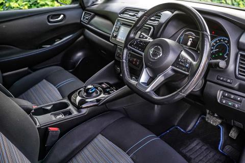 2018 Nissan Leaf 40G Full English - Thumbnail