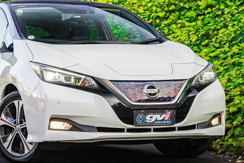 2018 Nissan Leaf 40G Full English - Thumbnail