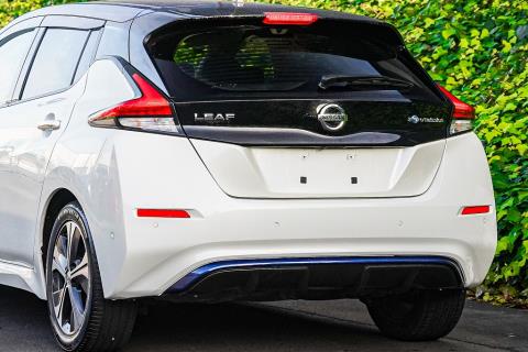 2018 Nissan Leaf 40G Full English - Thumbnail